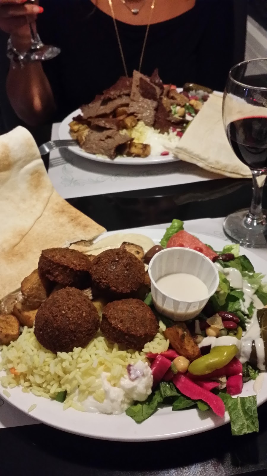Restaurant Beyrouth | 966 Rue Galt O, Sherbrooke, QC J1H 1Z7, Canada | Phone: (819) 565-1555