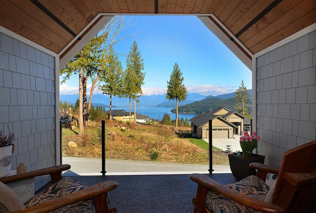 Dempster Grant Real Estate - Sunshine Coast | 938 Gibsons Way #101, Gibsons, BC V0N 1V7, Canada | Phone: (604) 989-1300