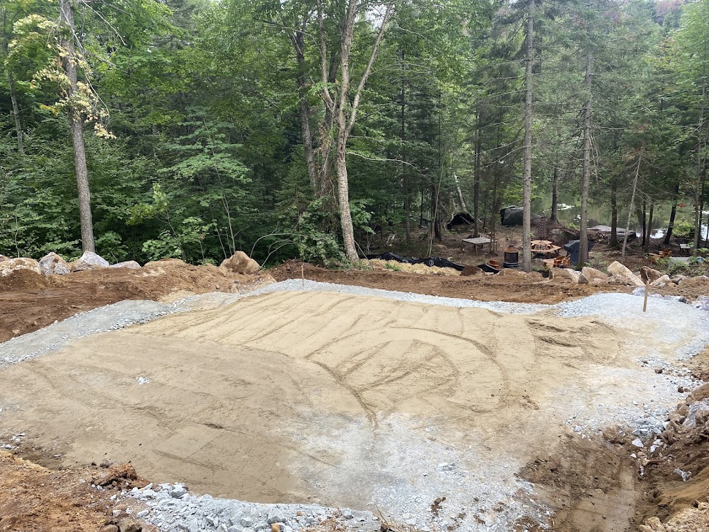 Excavation Desmarais Inc. | 135 Chem. de la Canadienne, Saint-Adolphe-dHoward, QC J0T 2B0, Canada | Phone: (819) 323-8851