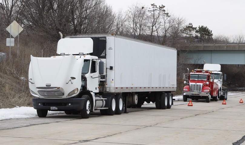 Mobile Truck Repair Vaughan | 6720 Hwy 7, Woodbridge, ON L4L 1A5, Canada | Phone: (416) 890-1979