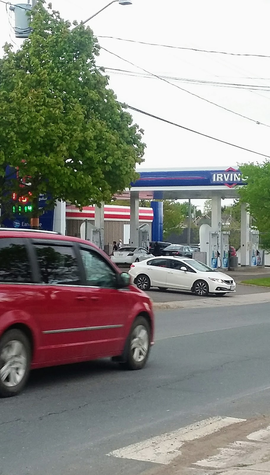 Irving Oil | 131 Irving Blvd, Bouctouche, NB E4S 3K2, Canada | Phone: (506) 743-6047