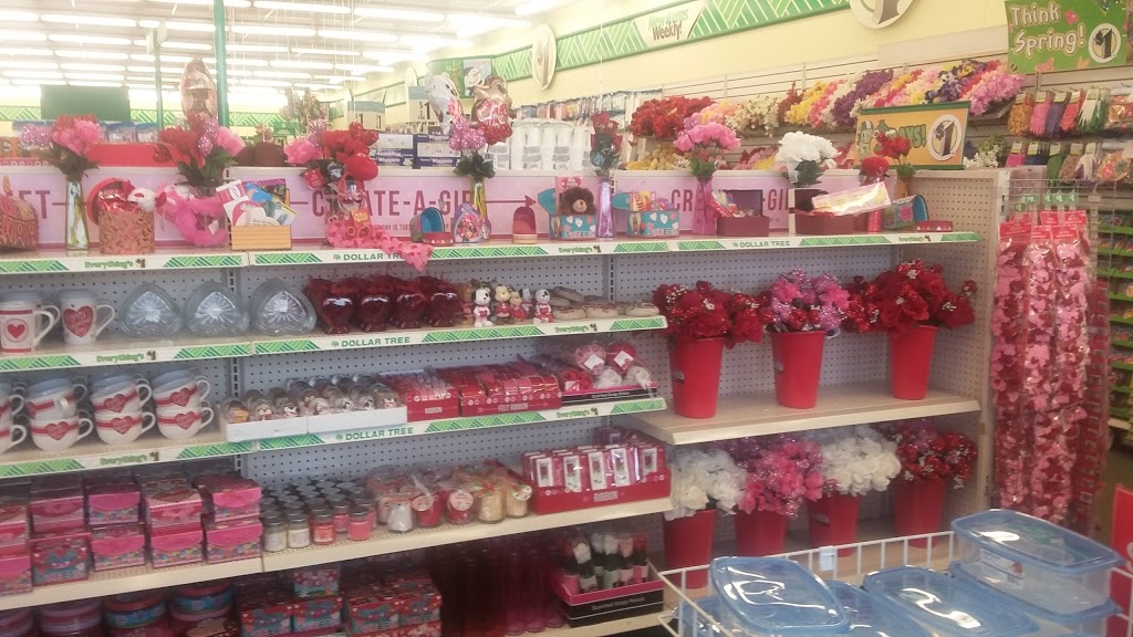 Dollar Tree | 3210 Gratiot Blvd, Marysville, MI 48040, USA | Phone: (810) 388-1401