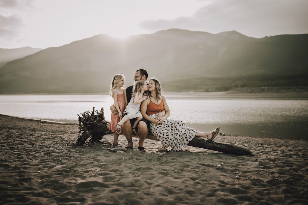Triple Ten Photography | 22 Oslo Close, Red Deer, AB T4N 5A5, Canada | Phone: (403) 896-5376