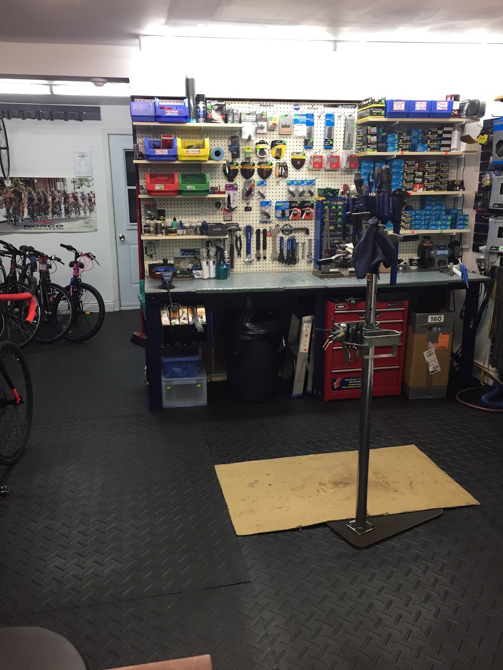 Ski Bike Service | 2558 Chemin du Fleuve, Saint-Romuald, QC G6W 1X4, Canada | Phone: (418) 834-7666