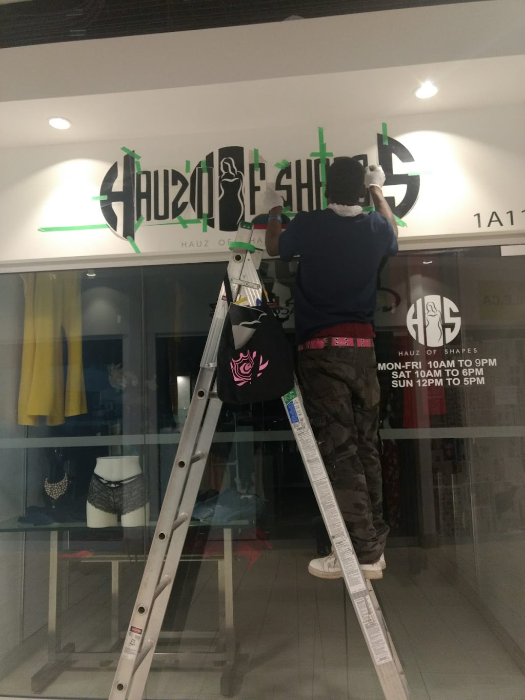 Crush Print West | 1477 Main St E #1, Hamilton, ON L8K 1C7, Canada | Phone: (289) 389-4447