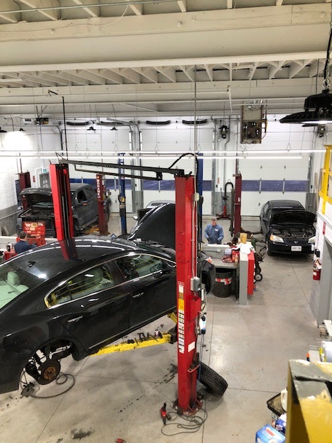 Mountainside Auto Tech (Signature Tire) | 1228 Advance Rd, Burlington, ON L7M 1G6, Canada | Phone: (905) 335-0353