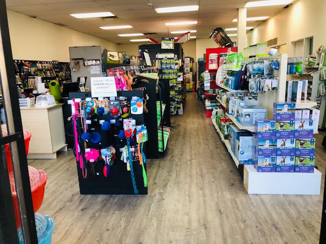 Fido et Felix | 820 Boulevard de Périgny, Chambly, QC J3L 1W3, Canada | Phone: (450) 403-1716