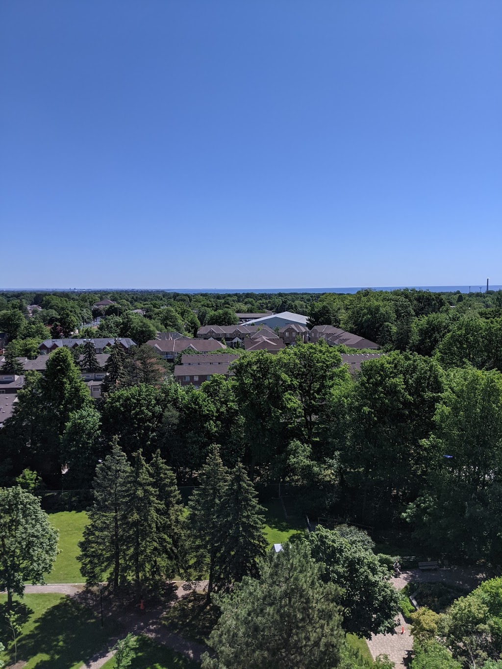 York Condominium Corporation | 121 Ling Rd, Scarborough, ON M1E 4Y2, Canada | Phone: (416) 282-3220