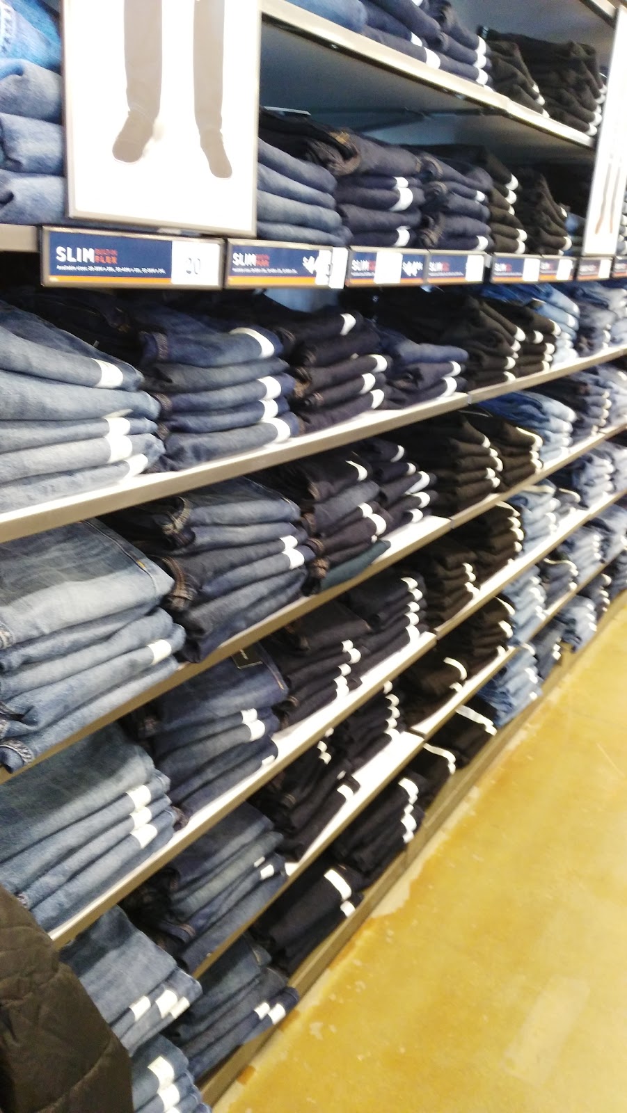 Old Navy - with Curbside Pickup | 1270 Wellington Rd, London, ON N6E 1M3, Canada | Phone: (519) 685-9604