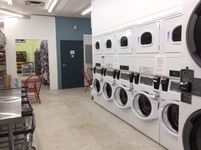 DK Laundromat | 48 Ridge Rd, Deep River, ON K0J 1P0, Canada | Phone: (613) 291-9029