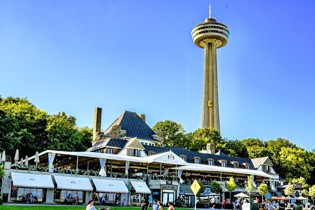 Queen Victoria Place Restaurant | 6345 Niagara Pkwy, Niagara Falls, ON L2E 6T2, Canada | Phone: (905) 356-2217