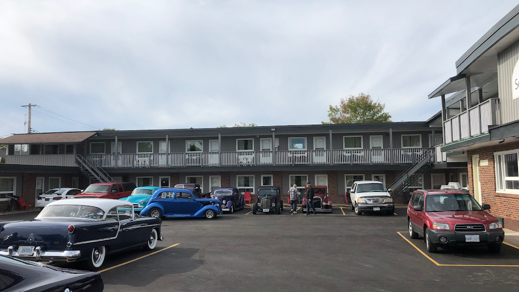 All Seasons Motel | 760 Goderich St, Port Elgin, ON N0H 2C3, Canada | Phone: (519) 389-2244