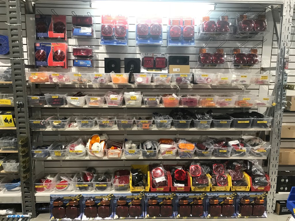 Pièces dAutos Côté Inc | 184 Chemin de Montréal O, Gatineau, QC J8M 1P4, Canada | Phone: (819) 986-9758