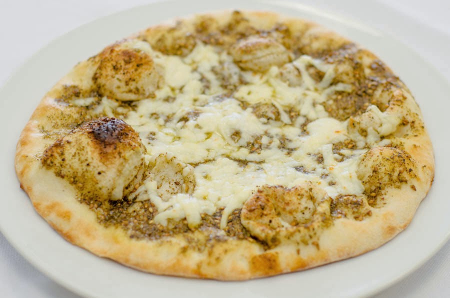 Golden Dough Bakery & Grill | 800 Dundas St E, Mississauga, ON L4Y 4G6, Canada | Phone: (905) 949-6521