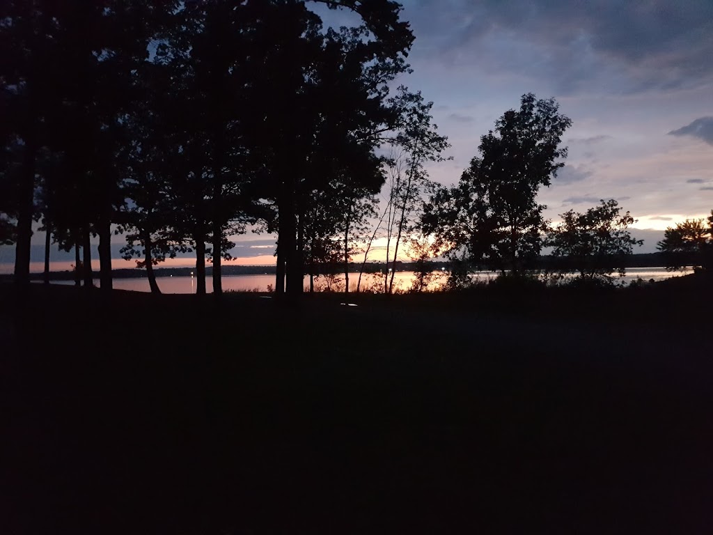 Stoco Lake Lodge at Trudeau Park | 15 Trudeau Ln, Tweed, ON K0K 3J0, Canada | Phone: (613) 847-1399