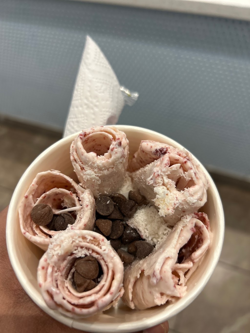 Rock N Roll Ice creams | 511 Ray Lawson Blvd Unit 11, Brampton, ON L6Y 0N2, Canada | Phone: (905) 451-7575