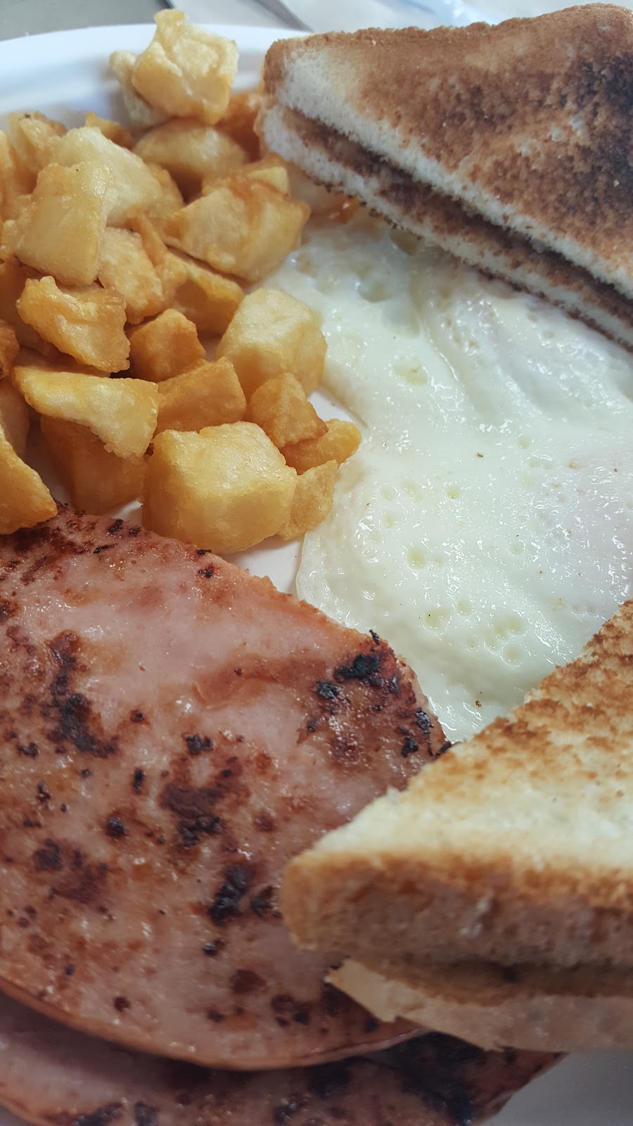 Deluxe French Fries | 450 Paul St, Dieppe, NB E1A 5T5, Canada | Phone: (506) 388-1920