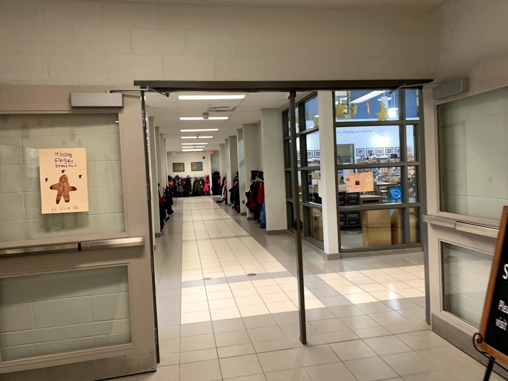 Stanley Mills Public School | 286 Sunny Meadow Blvd, Brampton, ON L6R 3C3, Canada | Phone: (905) 789-0925