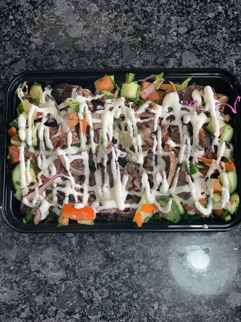 Donair istanbull | 625 Greenhill Ave, Hamilton, ON L8K 5N8, Canada | Phone: (289) 674-4747