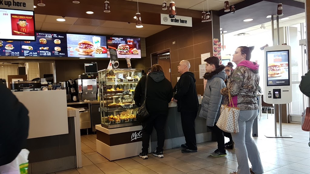 McDonalds | 11 Richer Close, Casselman, ON K0A 1M0, Canada | Phone: (613) 764-6236
