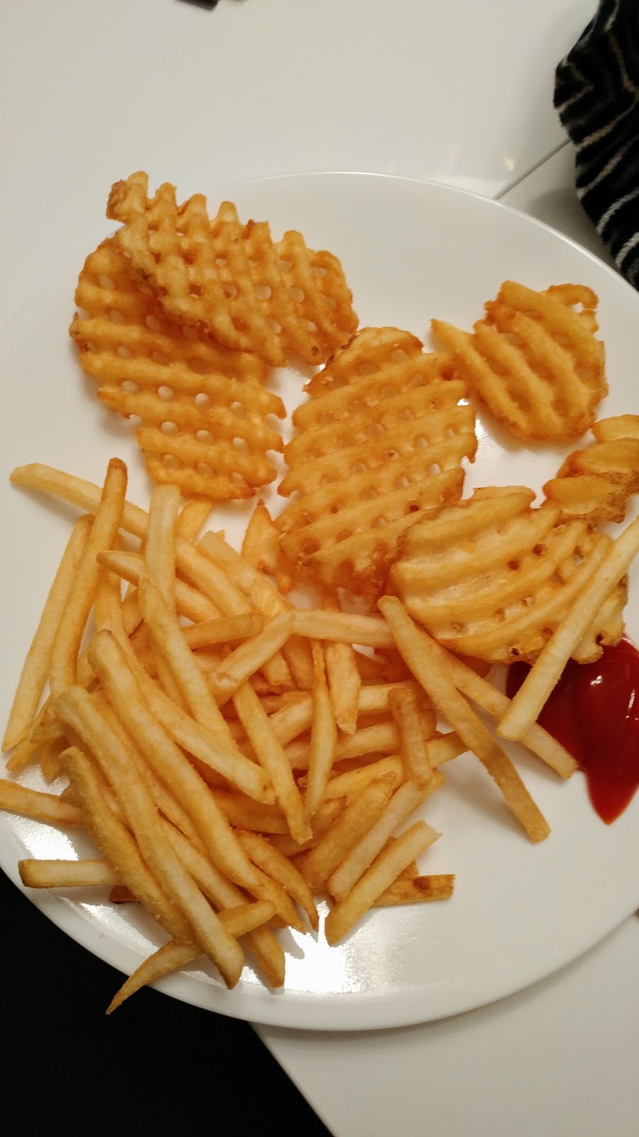 McDonalds | 6314 Currents Dr NW, Edmonton, AB T6W 0L7, Canada | Phone: (780) 705-0115