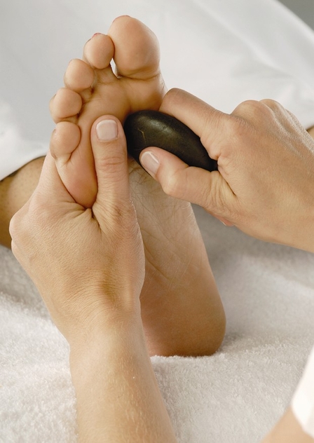 Healing With Dawn~ Wasaga Beach/Collingwood Reiki, Reflexology a | 48 Robertson St, Collingwood, ON L9Y 0X1, Canada | Phone: (705) 796-3860
