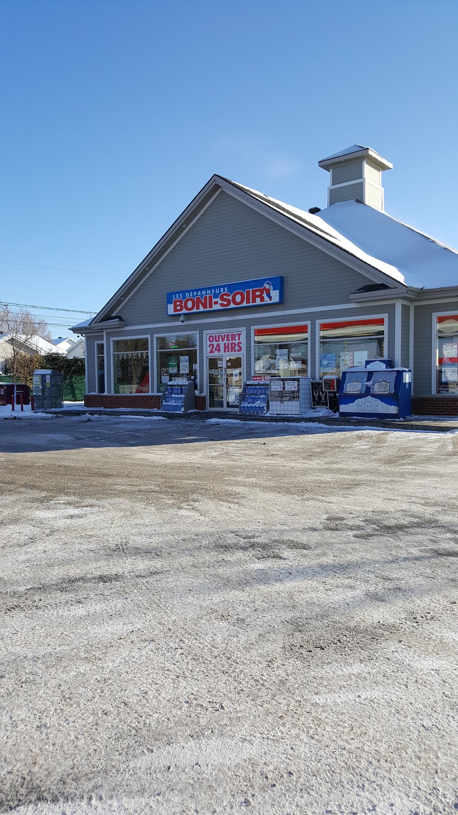 Esso | Rue de Carillon, Saint-Jean-sur-Richelieu, QC J3B 7P5, Canada | Phone: (450) 358-0183