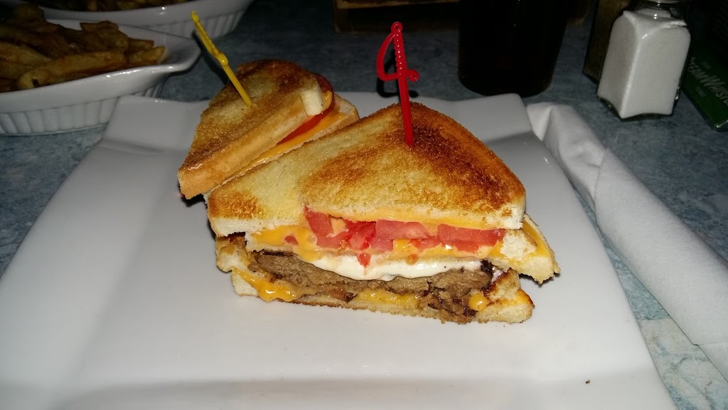 Pattys Pub | 1186 Bank St, Ottawa, ON K1S 0W6, Canada | Phone: (613) 730-2434