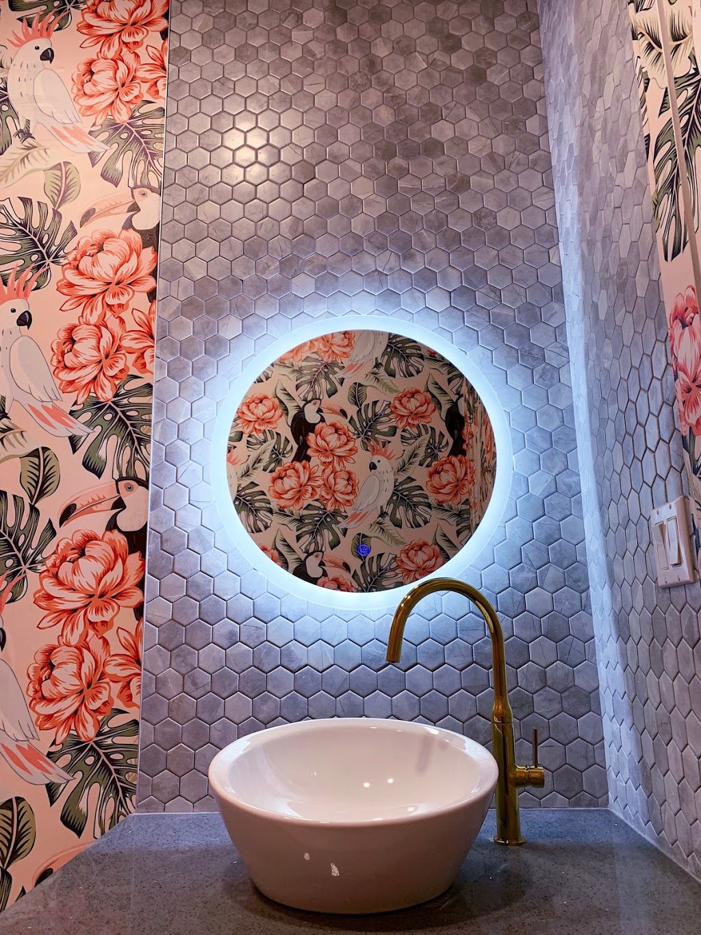 Sheer Beauty Bar | 11961 Jasper Ave, Edmonton, AB T5K 0P1, Canada | Phone: (780) 297-6201