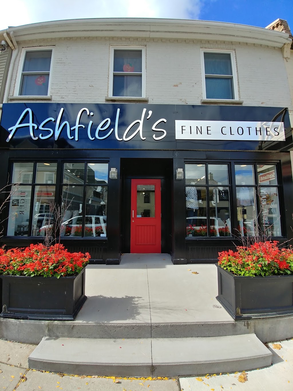 Ashfields Fine Clothes | 1425 King St N, St. Jacobs, ON N0B 2N0, Canada | Phone: (519) 664-1231