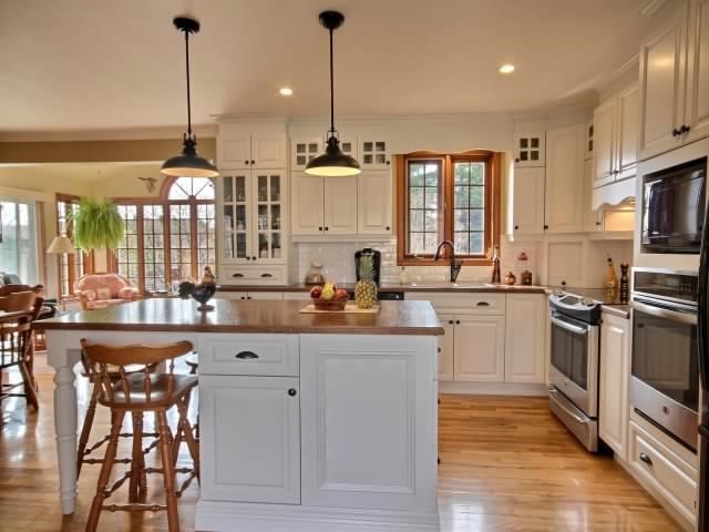 Ebenisterie Jacques Normand | 4689 Boulevard Frontenac E, Thetford Mines, QC G6H 4G6, Canada | Phone: (418) 335-7732
