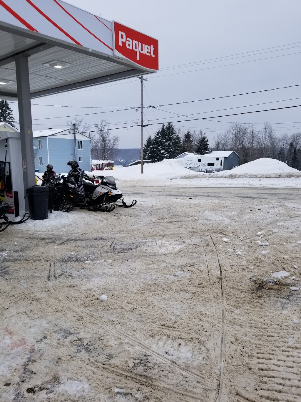 Depanneur Dep-Cafe Inc | 85 Rue Principale, Notre-Dame-du-Rosaire, QC G0R 2H0, Canada | Phone: (418) 469-0001