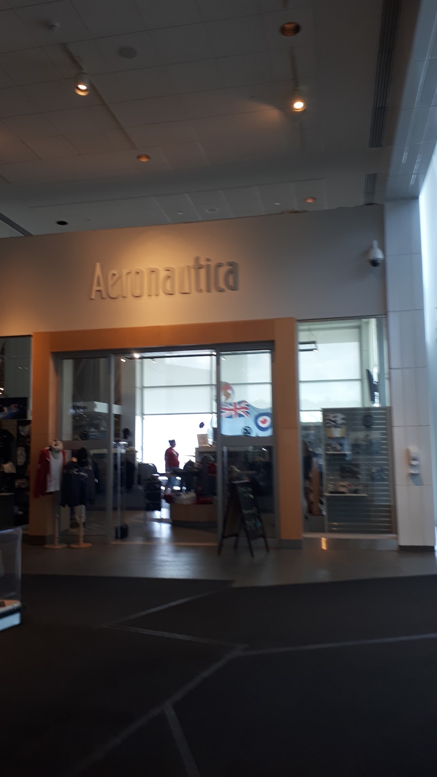 Boutique Aeronautica | 4Y5, 11 Aviation Pkwy, Ottawa, ON K1K 2X5, Canada | Phone: (613) 990-4340