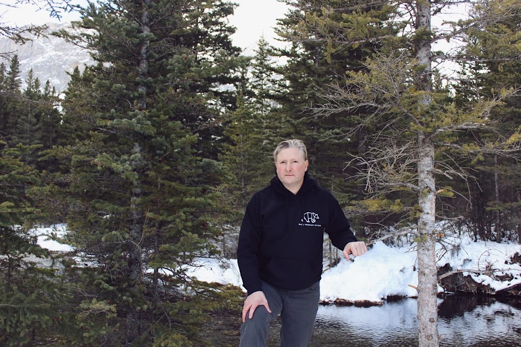 Rocky Mountain Living | 16 St, Canmore, AB T1W 0H5, Canada | Phone: (403) 675-2463