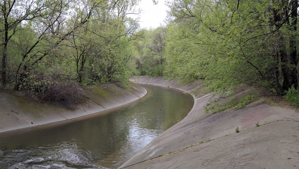Westview Greenbelt | 20A Nordale Crescent, North York, ON M6M 3A1, Canada