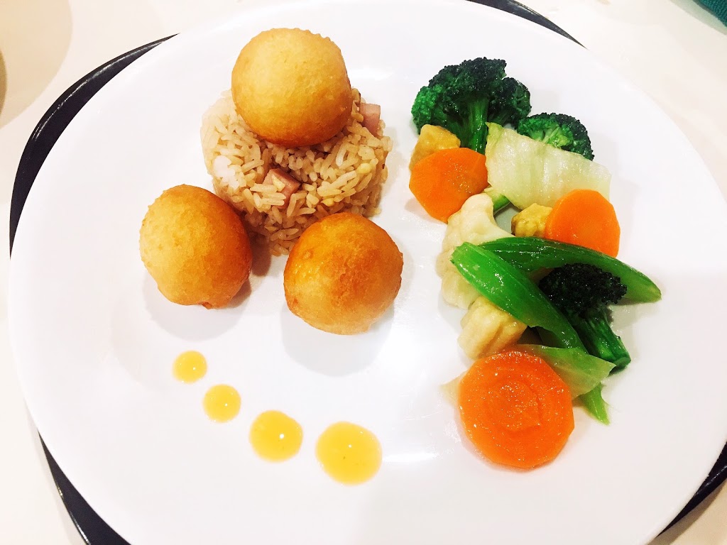 Landscape Restaurant Ltd | 423 4 Ave SW, Moose Jaw, SK S6H 5V5, Canada | Phone: (306) 693-3881