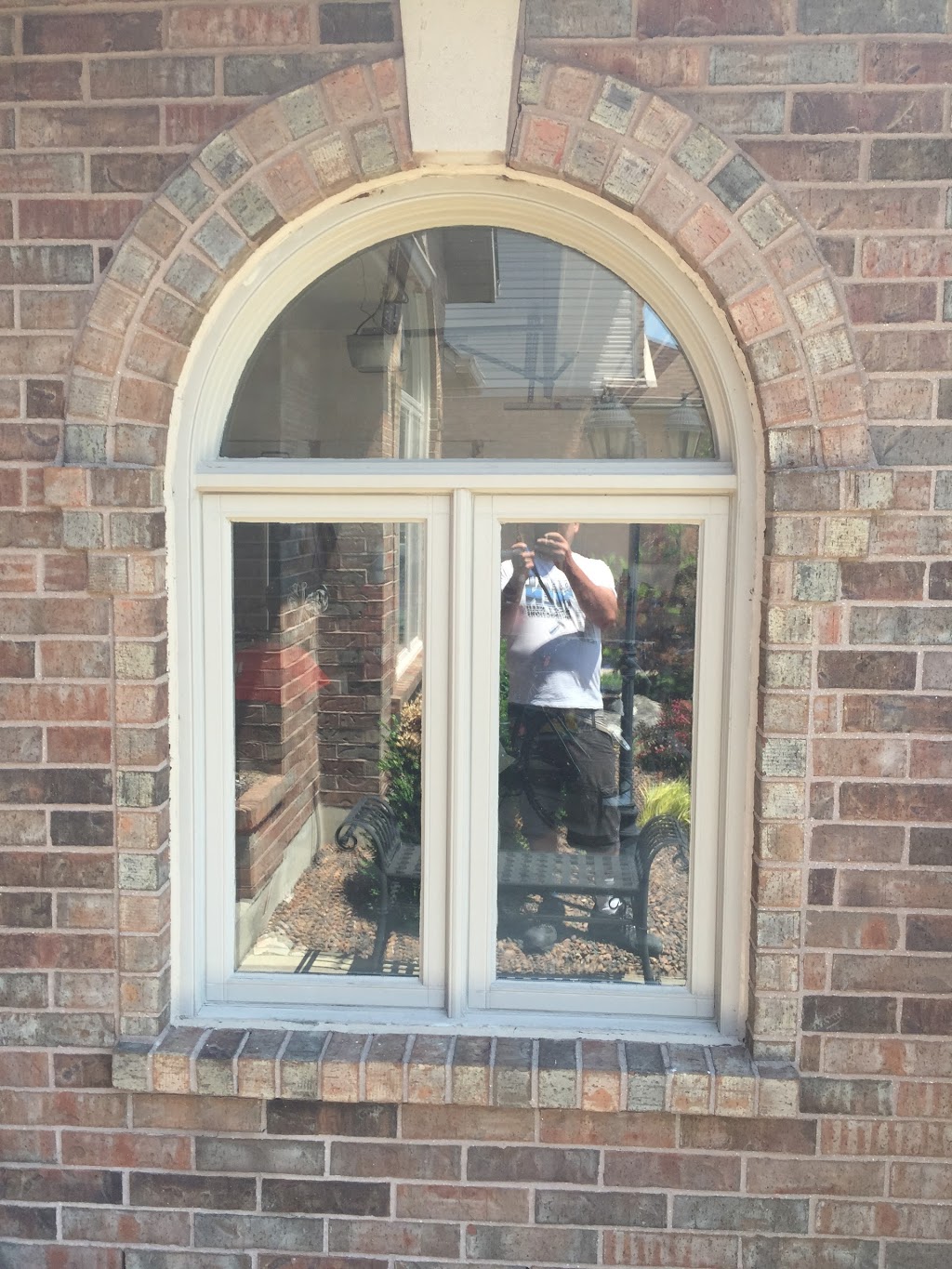 Hart Windows & Siding | 5826 Oil Heritage Rd, Wyoming, ON N0N 1T0, Canada | Phone: (519) 845-9930