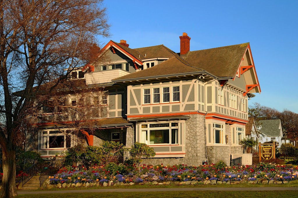 Dashwood | 1 Cook St, Victoria, BC V8V 3W6, Canada | Phone: (250) 385-5517