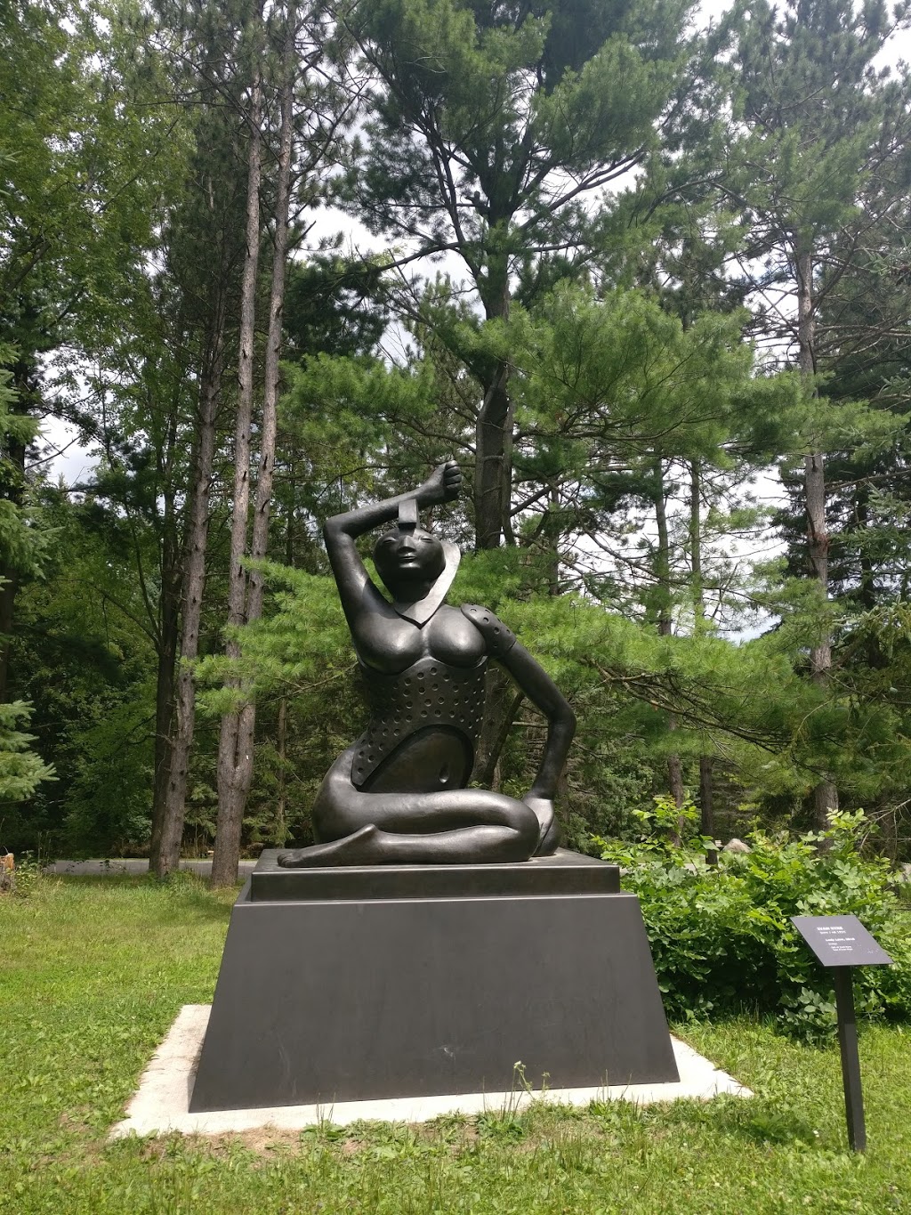 Sculpture Garden at McMichaels Canadian Collection | Vaughan, ON L4H 3N5, Canada