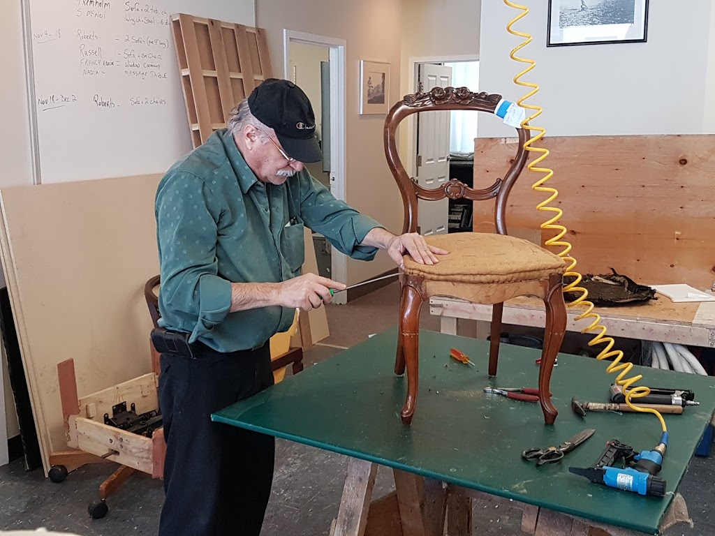 Richards Upholstery | 2155 Leanne Blvd Suite 118, Mississauga, ON L5K 2K8, Canada | Phone: (905) 828-9677