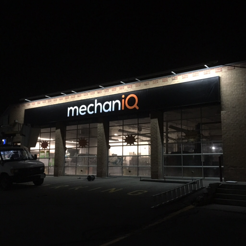 mechaniQ | 10-297 Wellington St E #10, Aurora, ON L4G 6K9, Canada | Phone: (905) 841-8105
