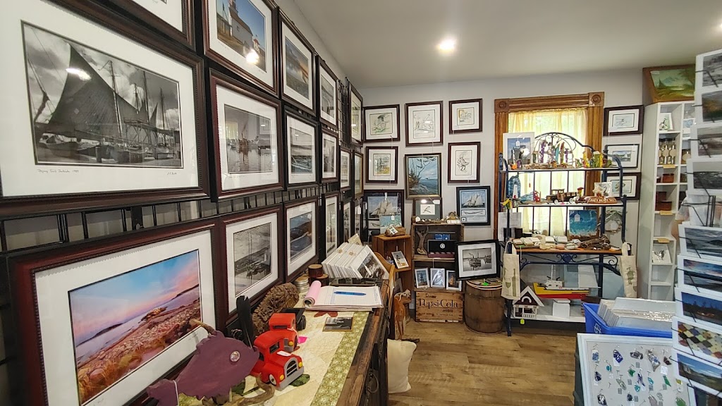 Knickles Studio and By the Tides Kitchen | 2981 NS-211, Sherbrooke, NS B0J 3C0, Canada | Phone: (902) 440-0269