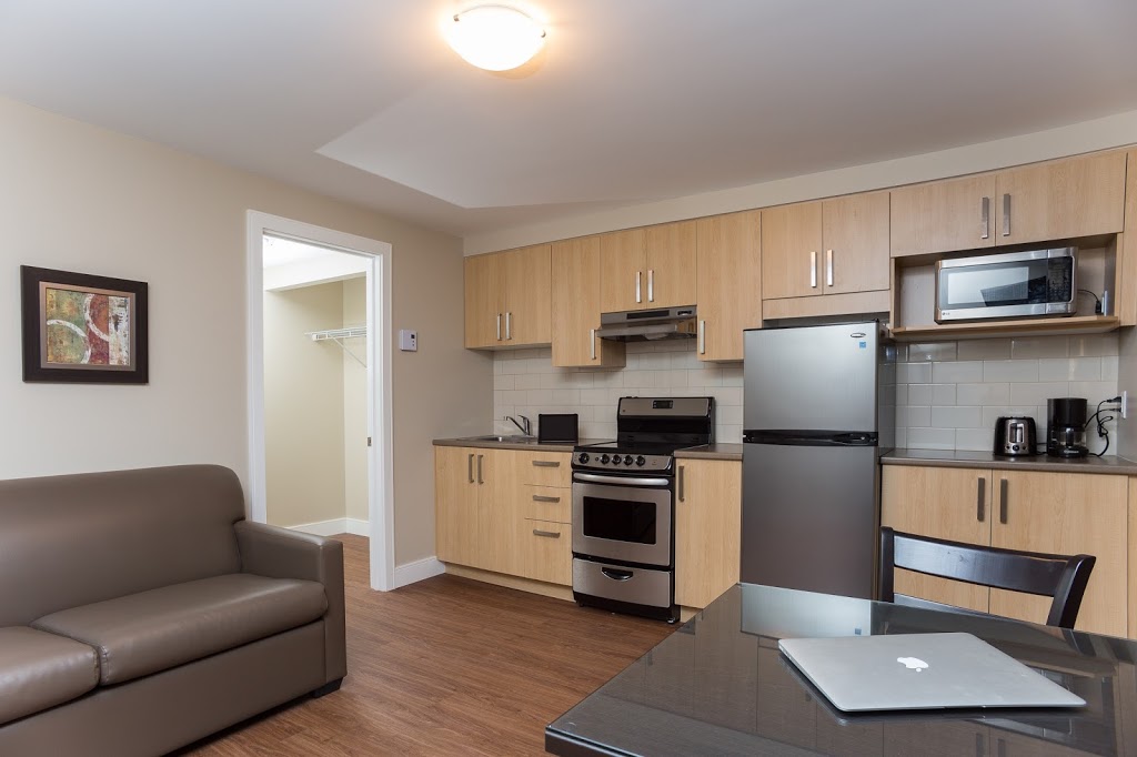 Appartements du Fleuve | 5800 Boulevard Marie-Victorin, Brossard, QC J4W 1A4, Canada | Phone: (450) 671-6754