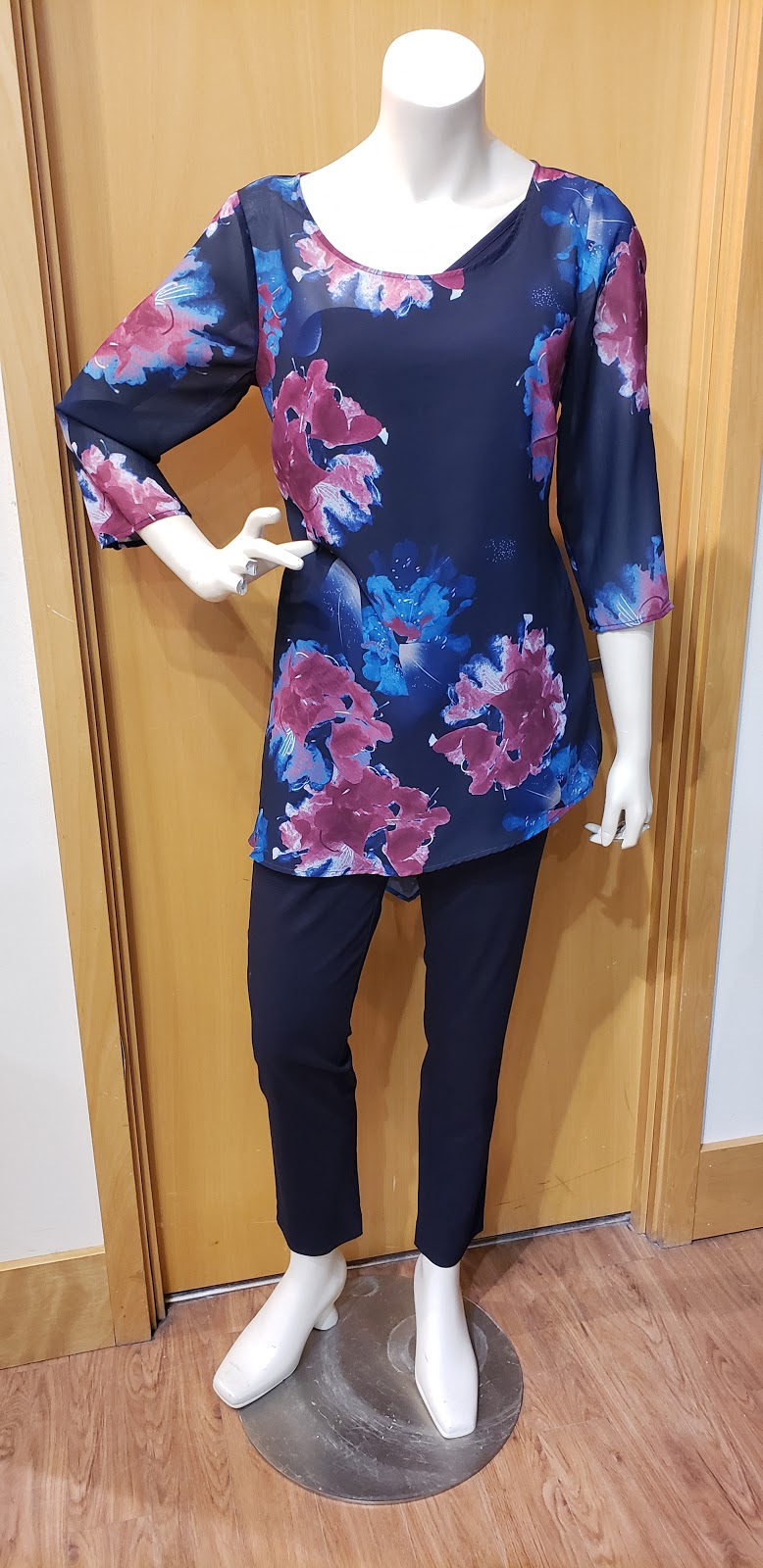 Cleo | 777 Guelph Line B-4, Burlington, ON L7R 3N2, Canada | Phone: (905) 631-6445