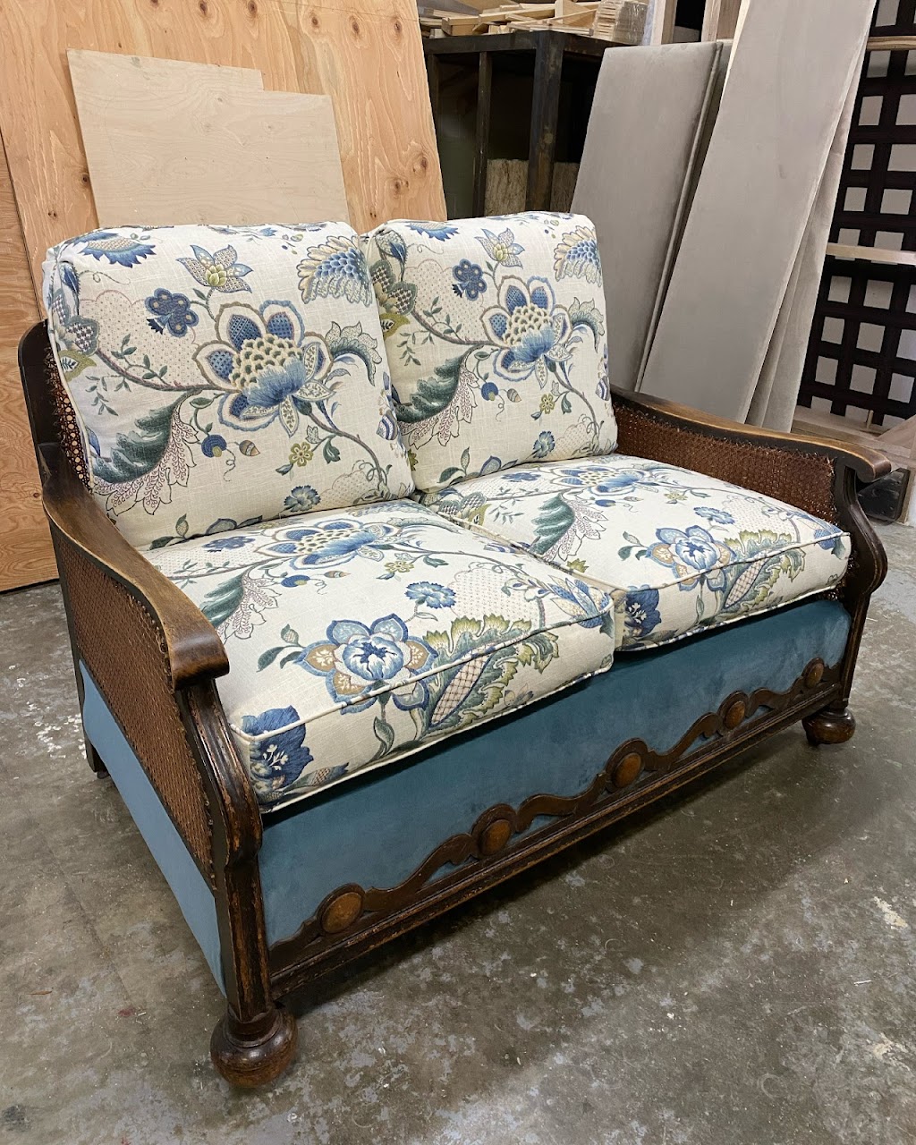 Elmaleh and Sons Upholstery | 144 Prom. Ronald, Montréal-Ouest, QC H4X 1M8, Canada | Phone: (514) 885-8266