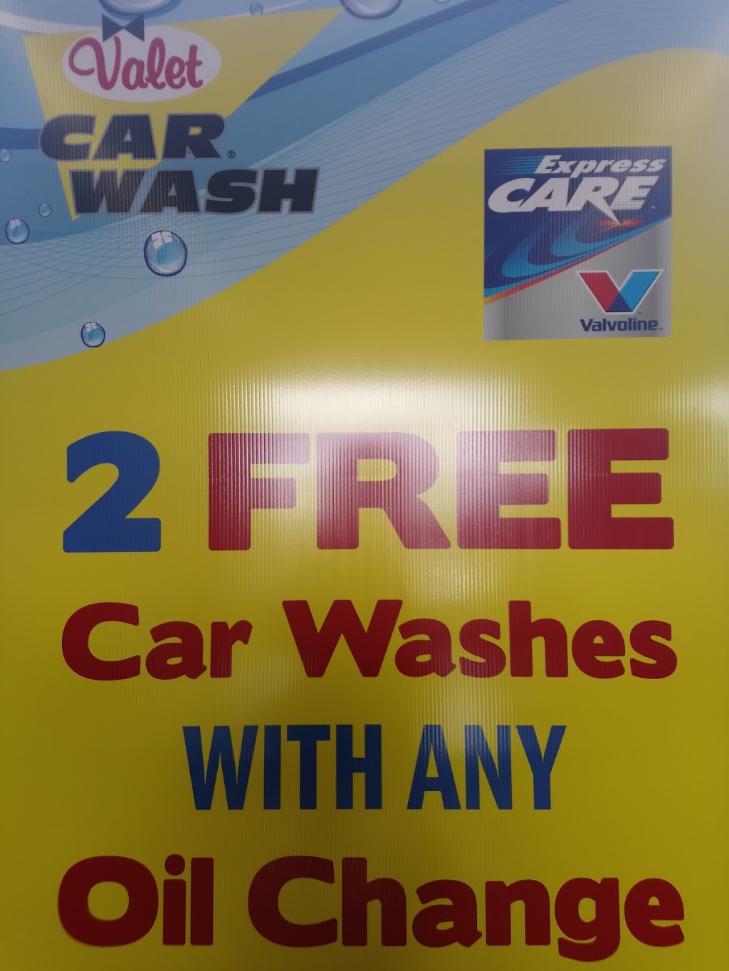 Valvoline Express Care | 655 Queensway E, Mississauga, ON L5A 3X6, Canada | Phone: (905) 949-9357