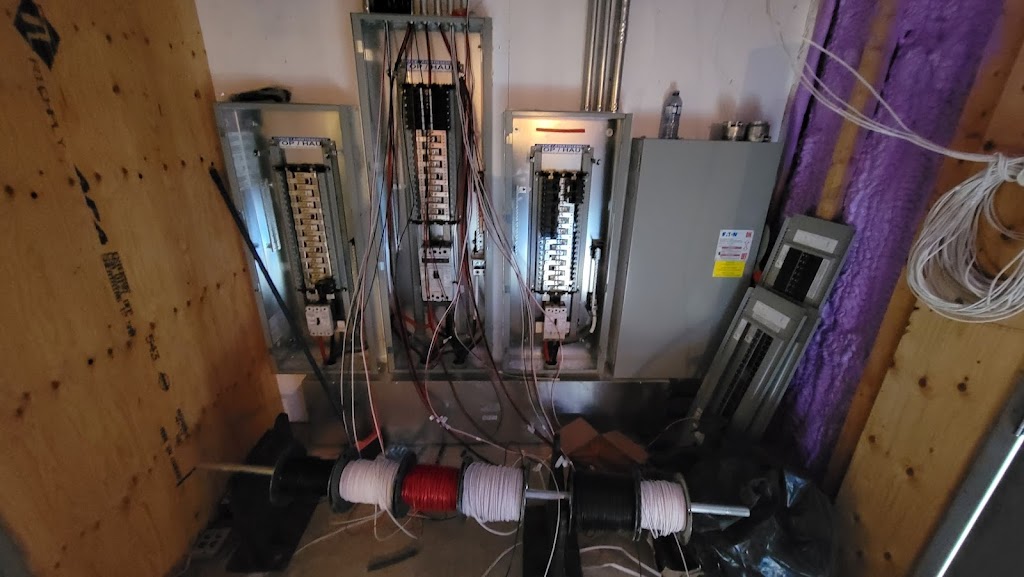 Harcon Electric and Controls Ltd. | 2515 Mabley Rd, Courtenay, BC V9N 9K2, Canada | Phone: (250) 792-3217