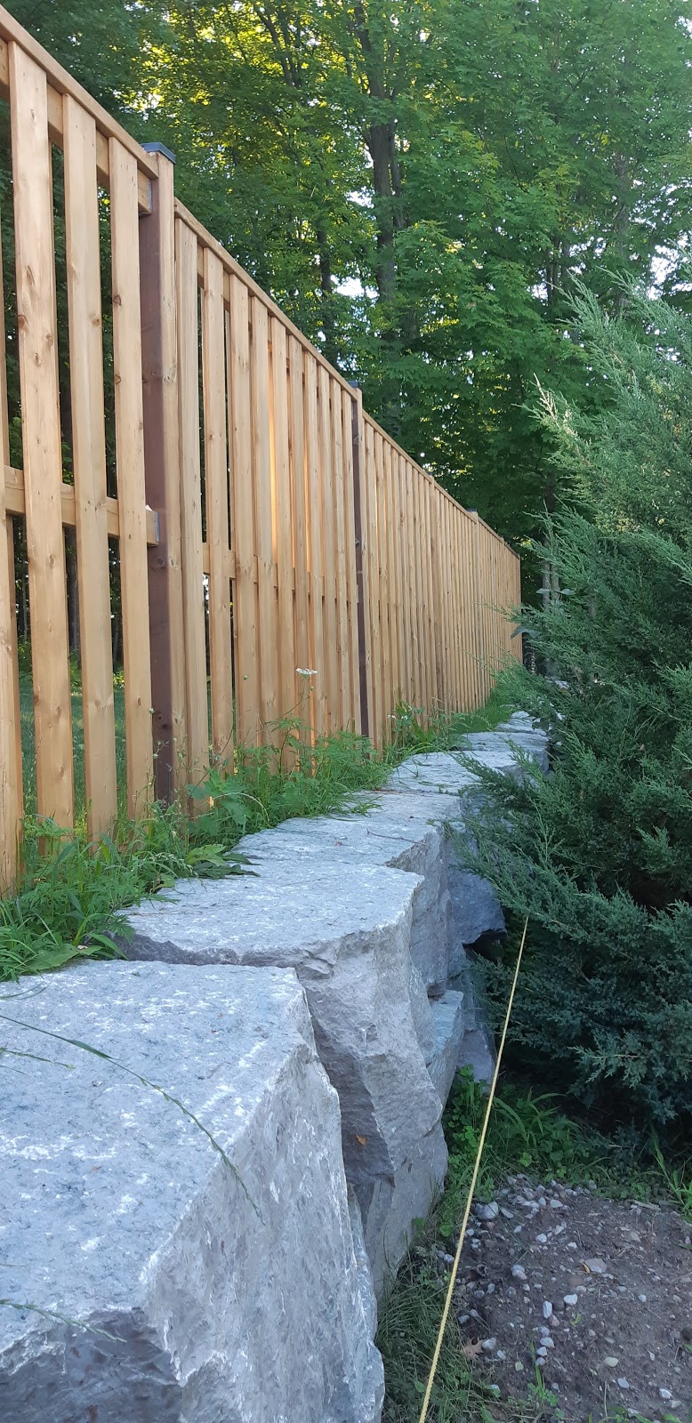 Backyard Fencing | 4357 Penetanguishene Rd, Hillsdale, ON L0L 1V0, Canada | Phone: (705) 828-2176