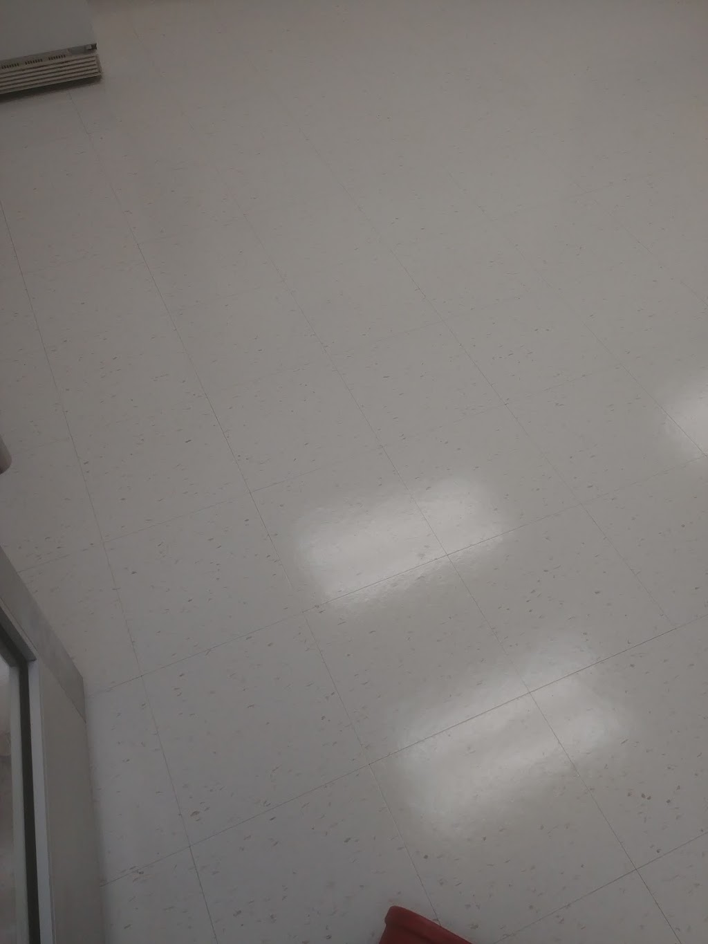 4 seasons carpet cleaning | 111 Colonnade Rd unit 204, Ottawa, ON K2E 7M3, Canada | Phone: (613) 321-3454