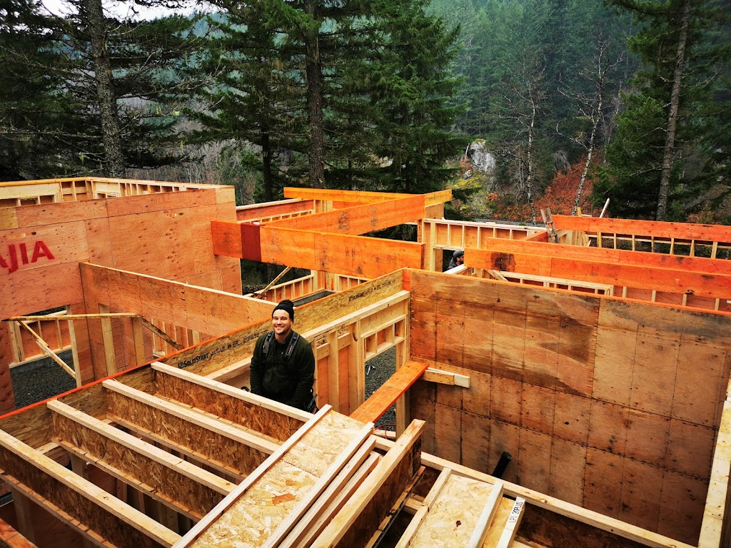 We be buildin | 531 Gilbert Rd, Qualicum Beach, BC V9K 1V2, Canada | Phone: (250) 208-1669